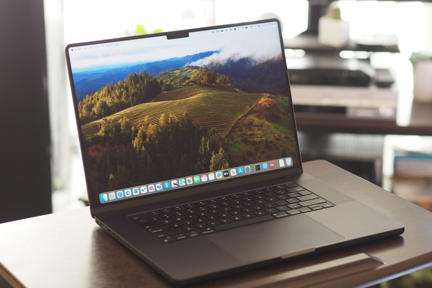 Apple MacBook Pro 16 (M3 Pro)