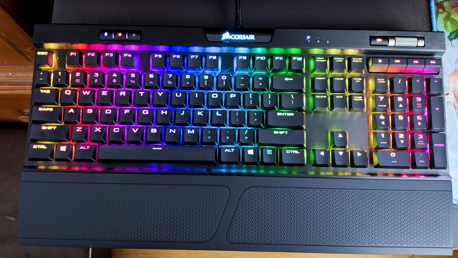 Corsair K70 RGB MK