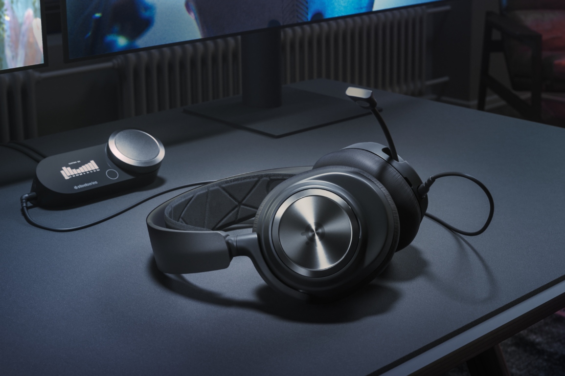 SteelSeries Arctis Nova Pro Wireless