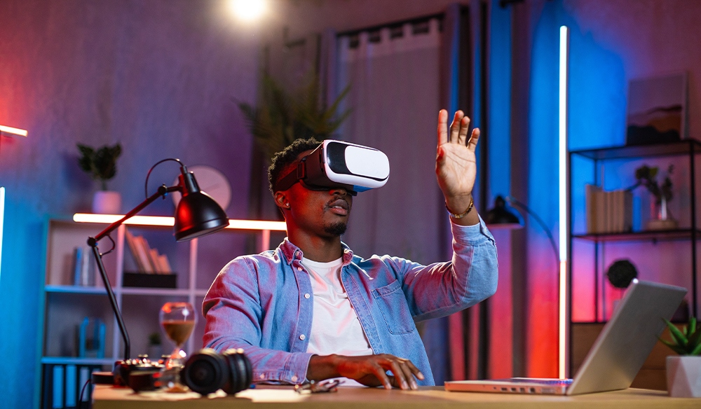 VR (Sanal Gerçeklik) ile Etkileşimli Filmler