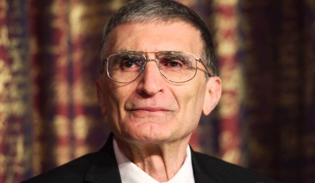 Aziz Sancar Hayatı ve Bilimsel Başarıları: Nobel Ödüllü Türk Bilim İnsanı