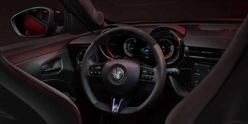 Alfa Romeo Türkiye'de prensip imza attı, Clio parasına araba satıyorlar hem de faizsiz krediyle alfa romeo turkiyede prensip imza atti clio parasina araba satiyorlar hem de faizsiz krediyle pCEcccse