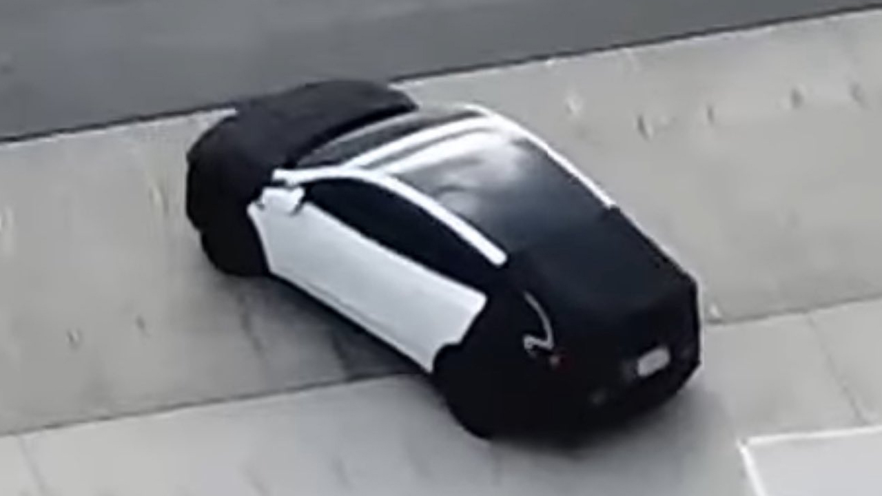 cinlilere rakip olabilecek mi uygun fiyatli tesla model y test edilirken goruntulendi video 0 Wyzv9kjW