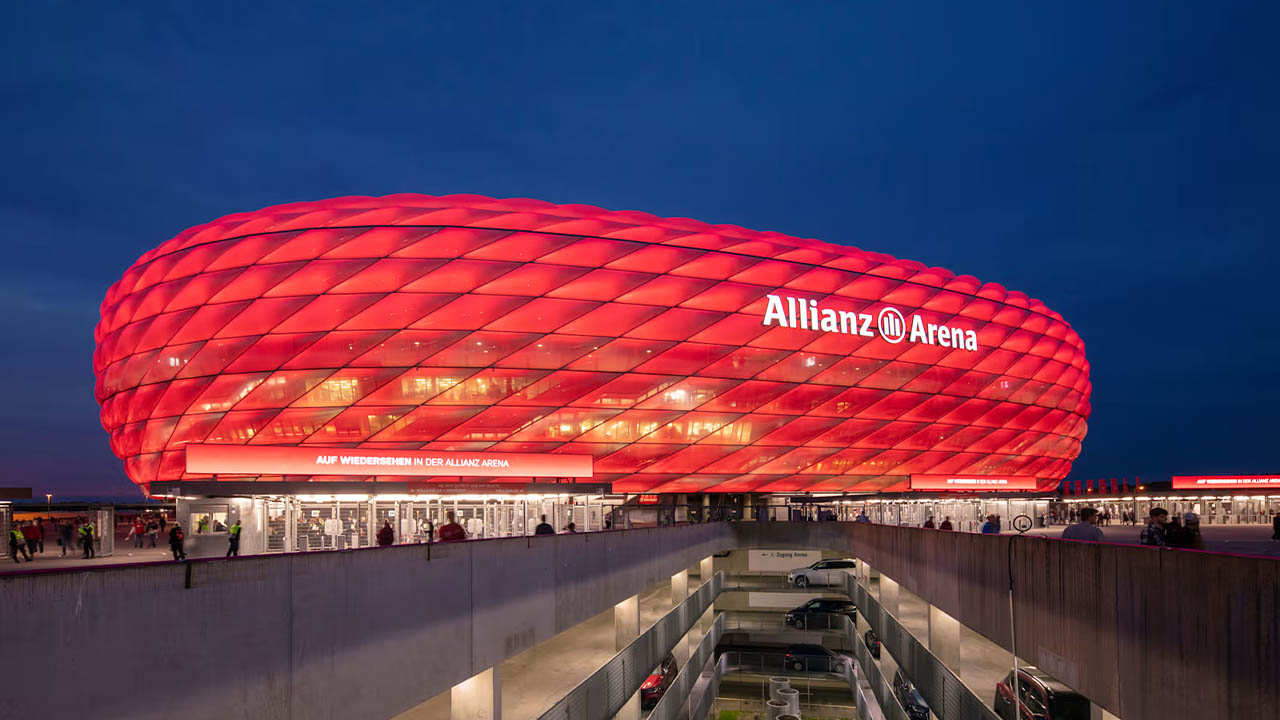 yalnizca stat degil adeta bir teknoloji ussu iste allianz arenanin agzinizi acik birakacak ozellikleri MIdbq5sC