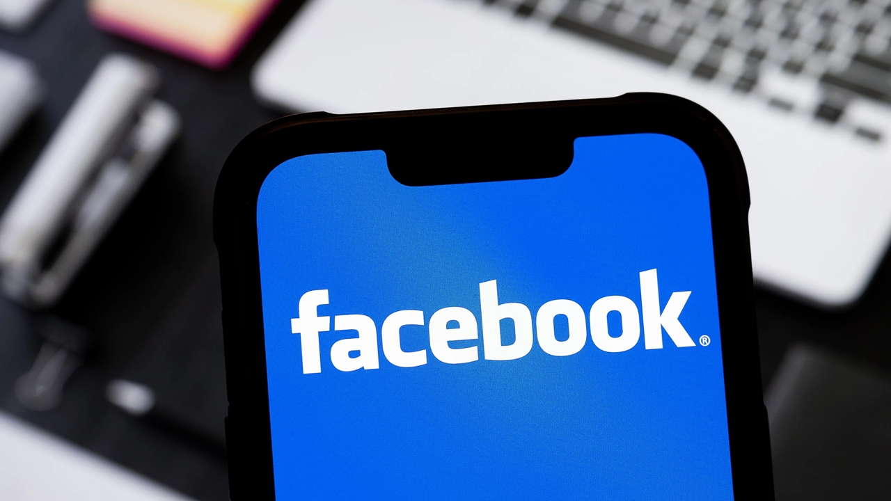 bu ozelligi kapatmak isteyeceksiniz facebook telefonunuzdaki ozel fotograflara erismek istiyor 0
