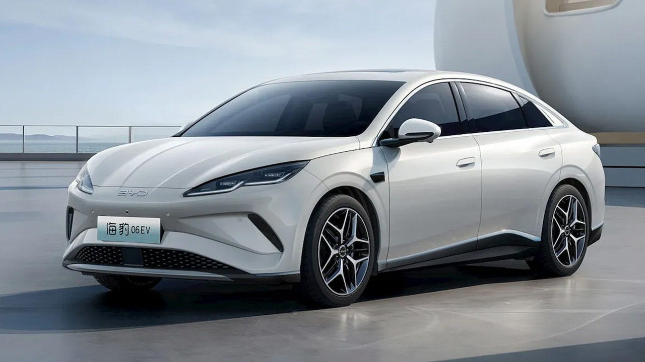 byd savas istiyor egeanin yari fiyatina elektrikli sedan tanitti 0 UwfVJRWu