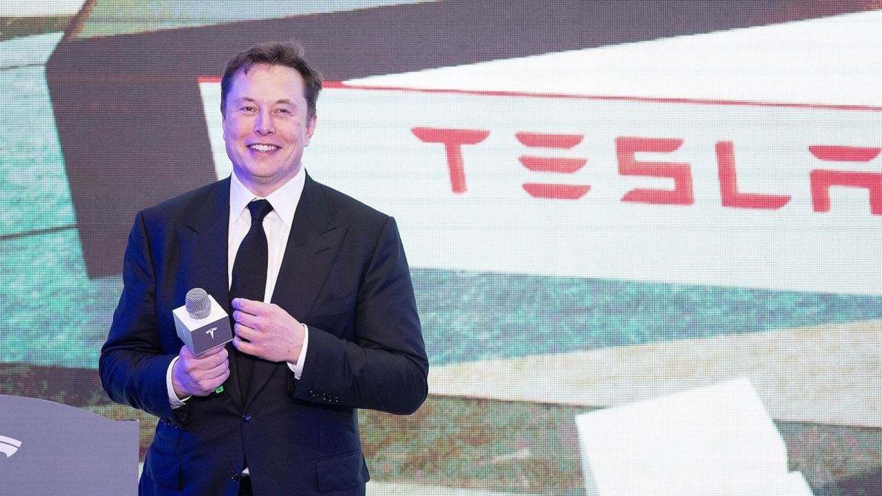 Elon Musk, Tesla’da idare değişikliği yapıyor! elon musk teslada idare degisikligi yapiyor 0 rACRedGz