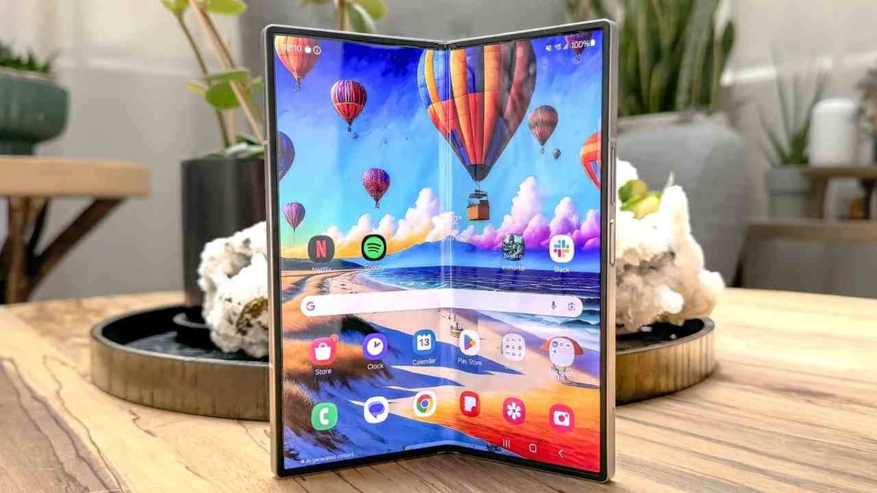 en ince ve en hafif katlanabilir telefon olmasi beklenen samsung galaxy z fold 7 rlKdN6Qn