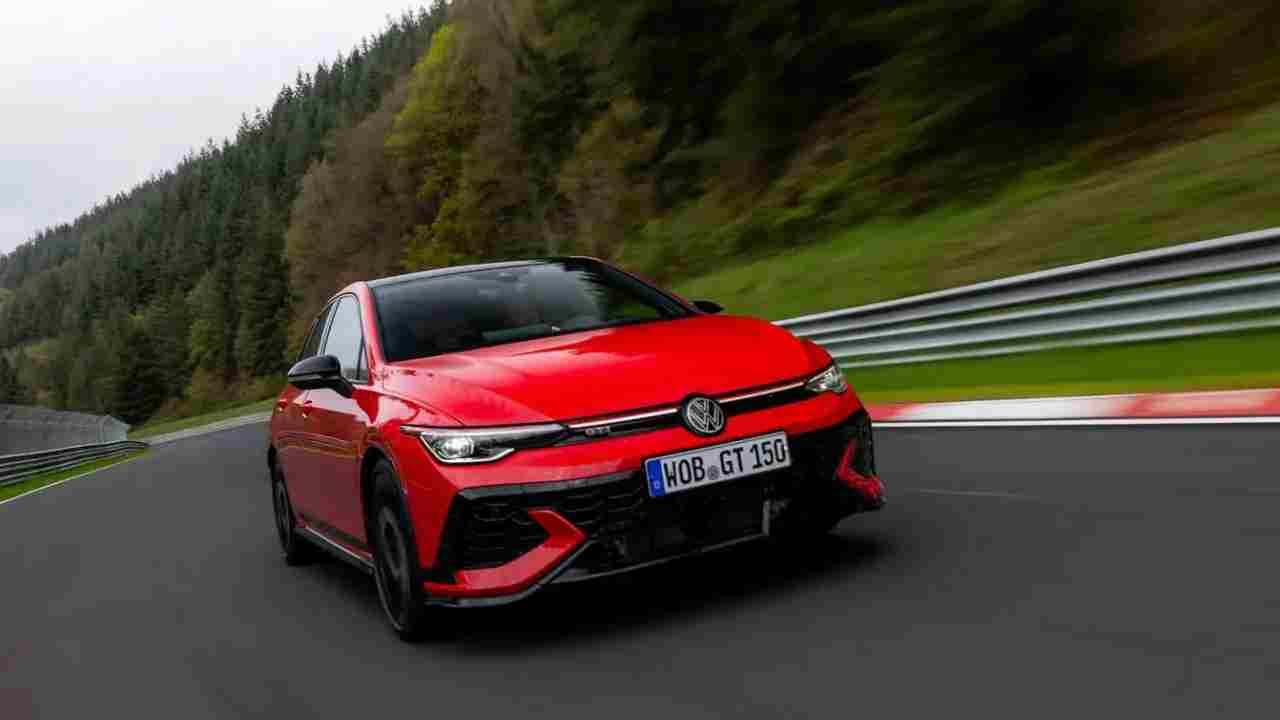 gtiin simdiye kadarki en guclusu iste karsimizda volkswagen golf gti edition 50 0 byGzXwNK
