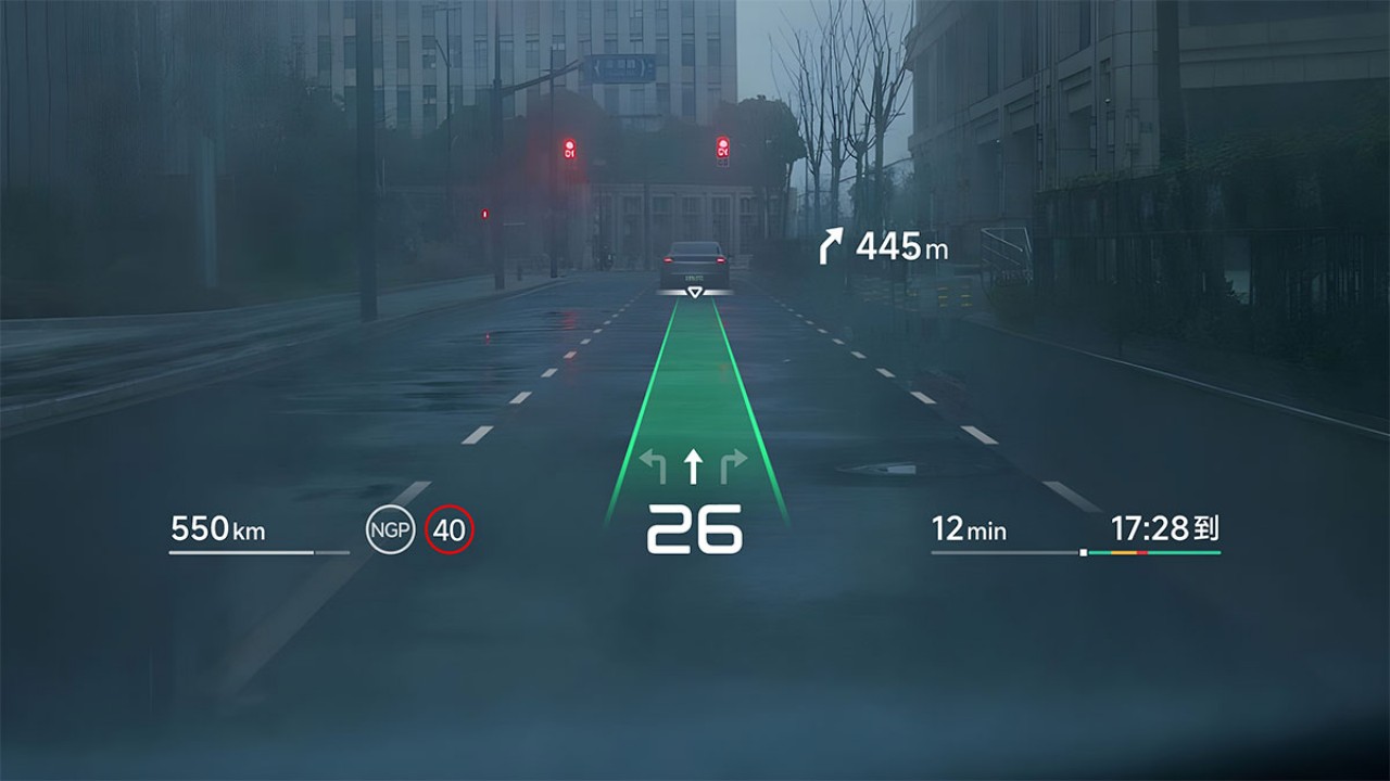 huawei goruntu oyunda araba suruyormus uzere hissedeceginiz yeni jenerasyon head up display teknolojisini tanitti 2 STamk2ne