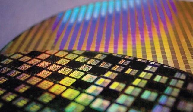 huawei-yeni-yongalarinin-uretimini-erteledi-isler-aksine-dondu-xLulYB2l
