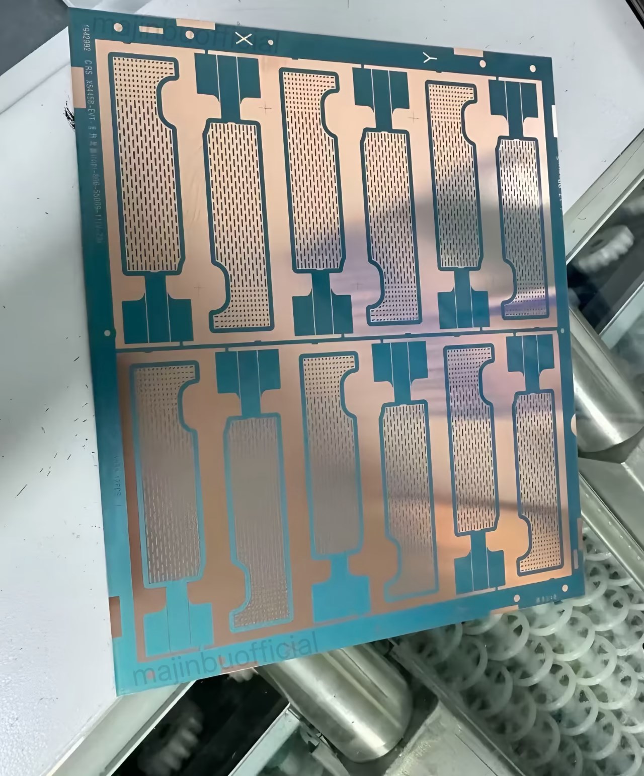 iPhone 17 Pro'nun buhar odası soğutma sistemi kısmen ortaya çıktı iphone 17 pronun buhar odasi sogutma sistemi kismen ortaya cikti 0 vpVCkCii