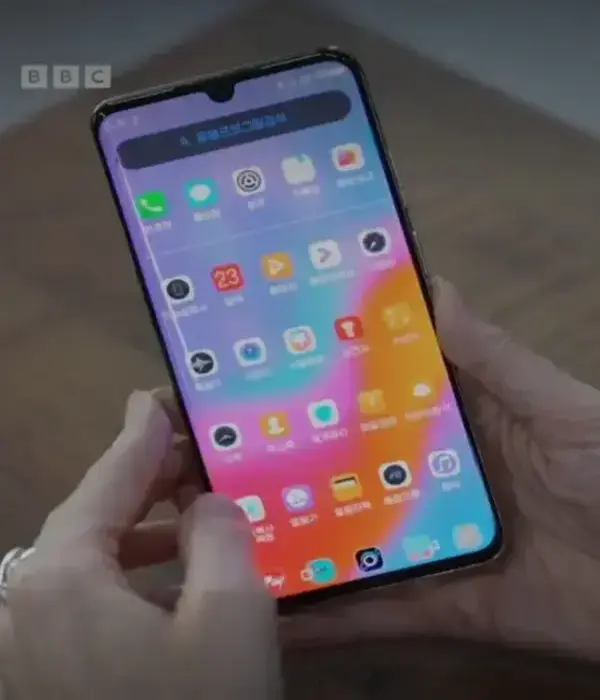 Kuzey Kore’de kullanılan akıllı telefon ele geçirildi! kuzey korede kullanilan akilli telefon ele gecirildi 0 R4TX1jXv