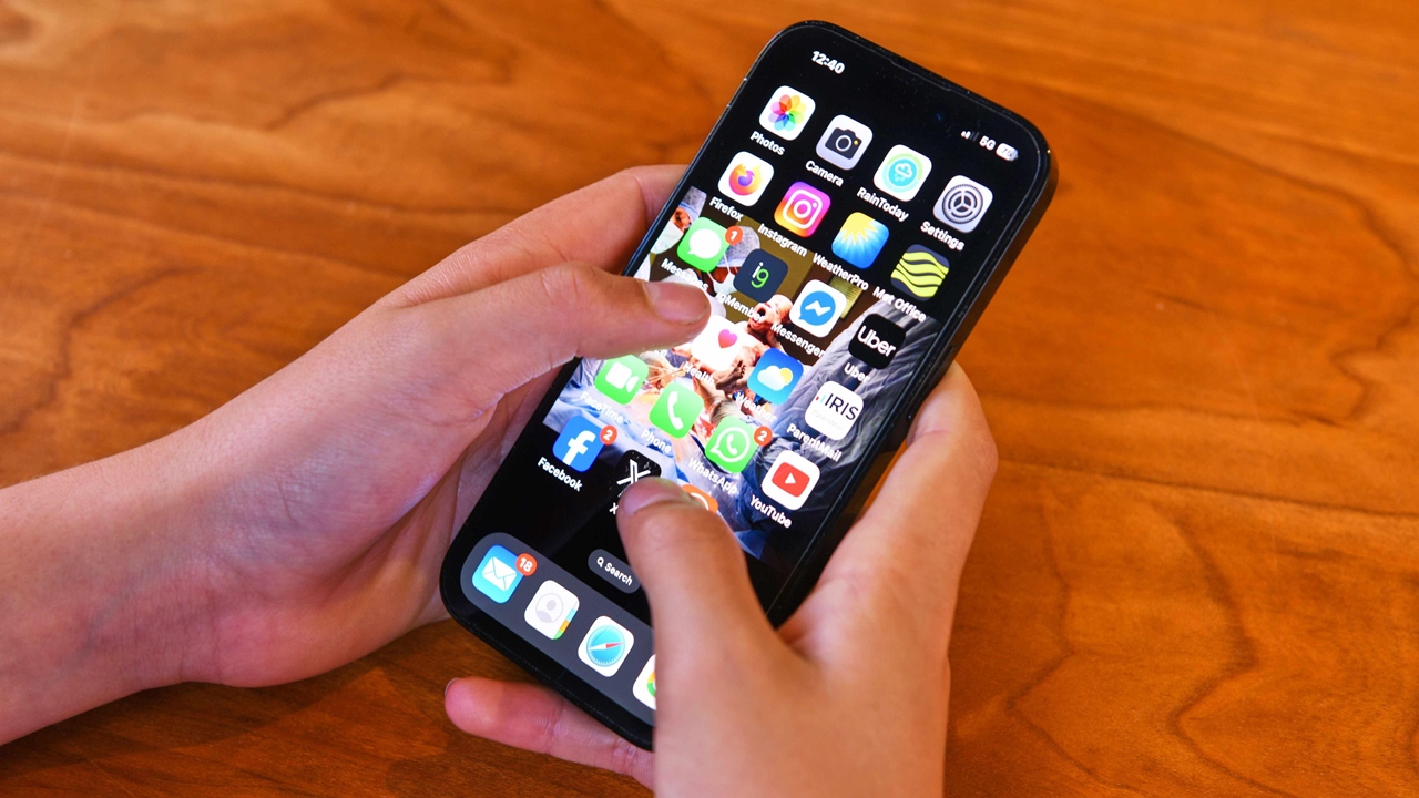 kuzey koreden kacirilan bir akilli telefon incelendi boylesi bir diktatorluge hayret edeceksiniz 1 P3Eb8P2B