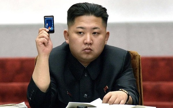 kuzey koreden kacirilan telefon ulkenin sert sansur gercegini ortaya serdi 0 aIEDpH39