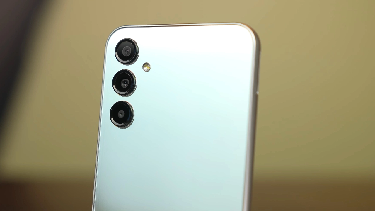 One UI 7 güncellemesi giriş segment Samsung modeli için yayında! one ui 7 guncellemesi giris segment samsung modeli icin yayinda 0 7X98FIUP