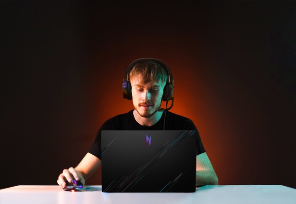oyun tutkunlarina indirimli fiyatlarla yaz tatili ikrami acer nitro v 15 serisi 1 1NlQiVV6