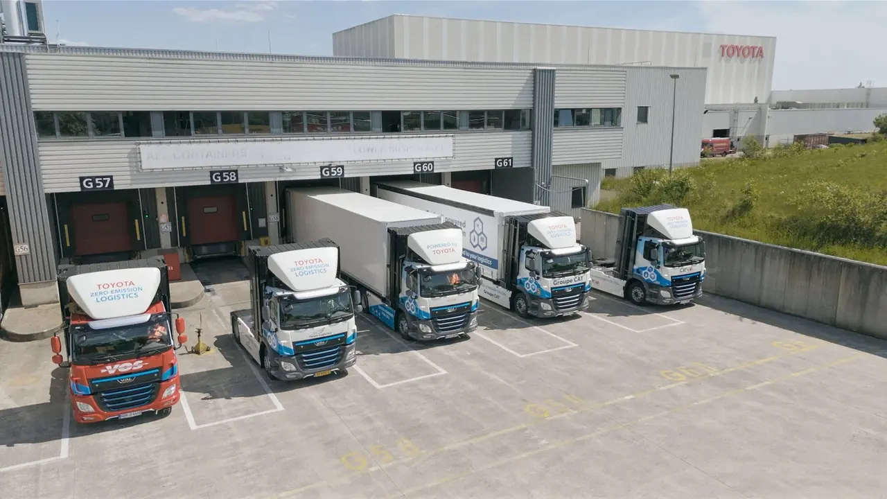 toyota hidrojenli kamyonlarini kullanima sundu 0 4Z8Xygjr