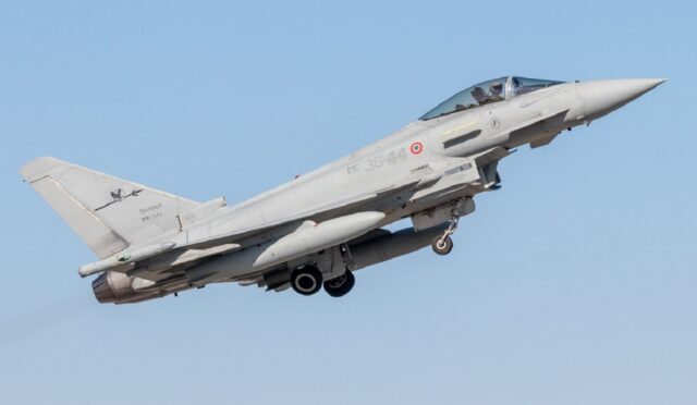 turkiyenin-eurofighter-typhoon-ucak-talebi-hassas-puruzlere-takildi-62lar4gD