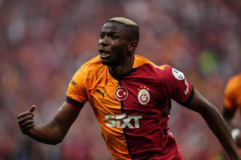 Victor Osimhen'in yeni grubu aşikâr oldu formayı giydi, işte alacağı maaş victor osimhenin yeni grubu asik r oldu formayi giydi iste alacagi maas 6 feavwTQM