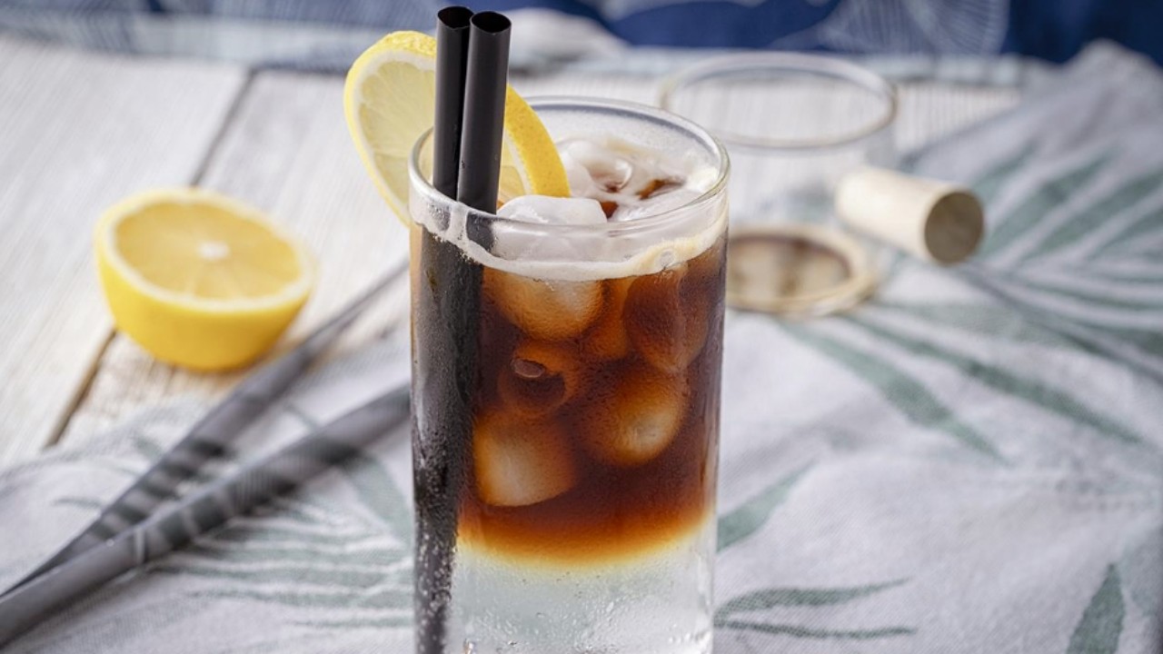 yaz uzunlugu bilgisayar basinda serinlemenizi saglayacak 10 soguk kahve tanimi 3 Mk9YWbQE