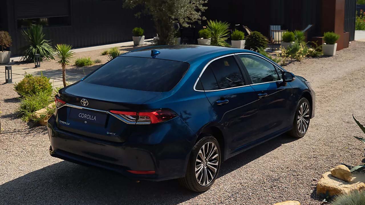 2025 toyota corolla alinir mi tasarimi donanimi performansi ve fiyati 4