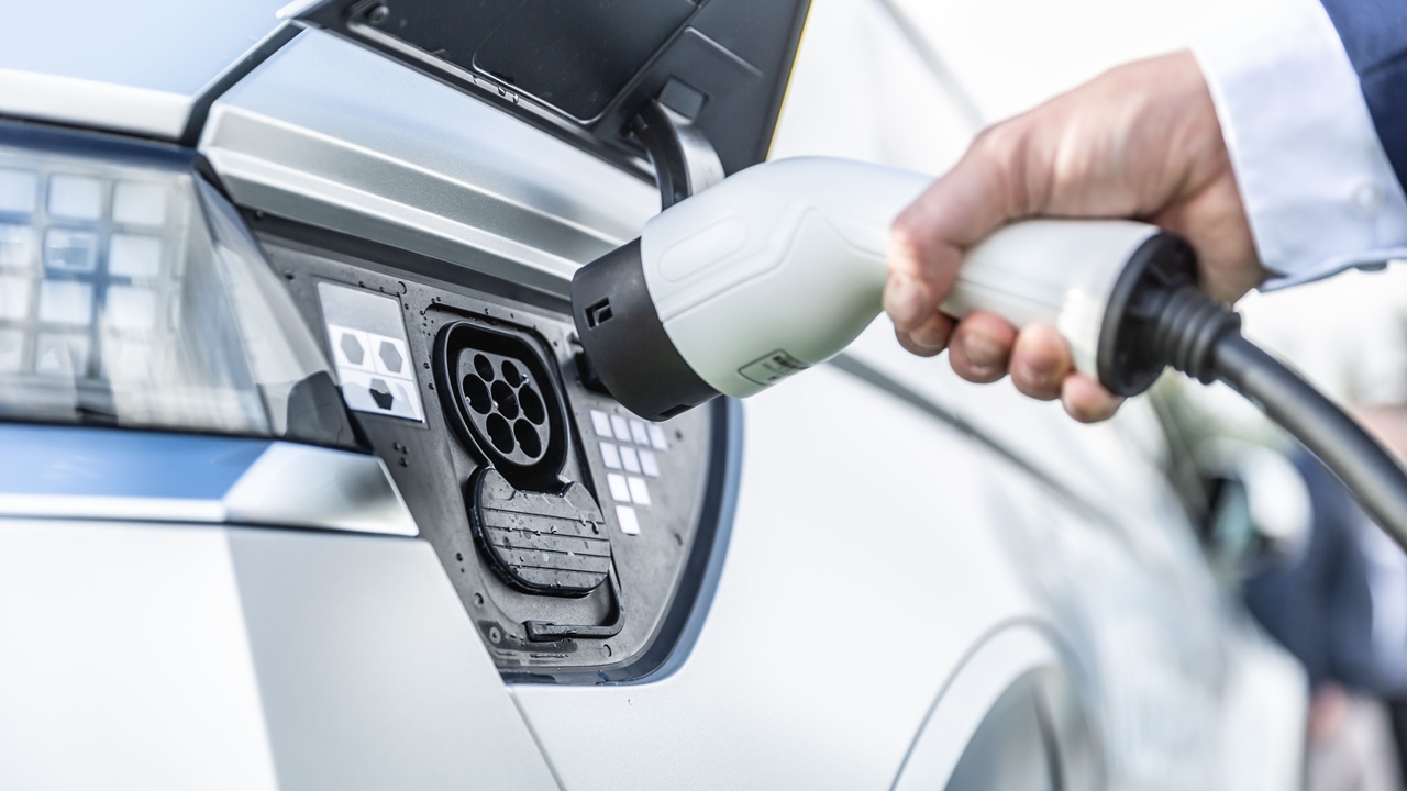 almayi dusunuyorsaniz kesinlikle okuyun elektrikli arabalari sarj ederken nelere dikkat etmeli 2 q4hs2eq6