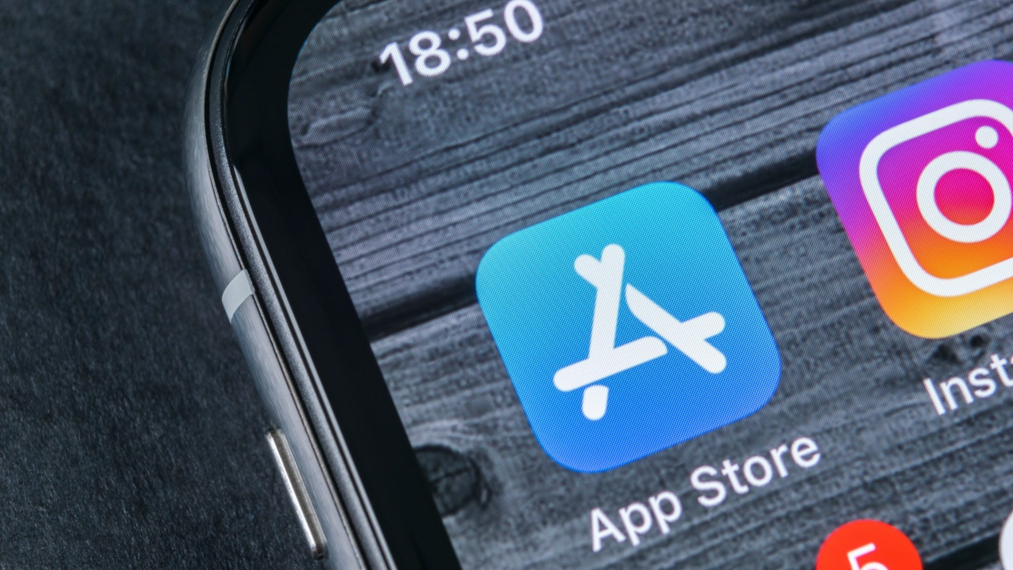 apple ab ile karsi karsiya ios 26nin yenilikleri erteleniyor 0 a9eGFT3b