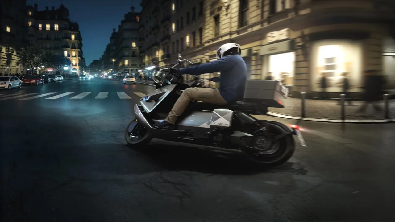 BMW’nin elektrikli scooter modeli CE 04 güncellendi! bmwnin elektrikli scooter modeli ce 04 guncellendi 0