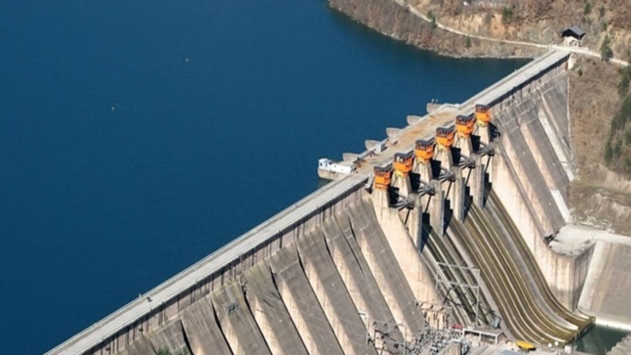 Dünyanın en büyük hidroelektrik santrali inşa ediliyor dunyanin en buyuk hidroelektrik santrali insa ediliyor 1 B9YtXw2b