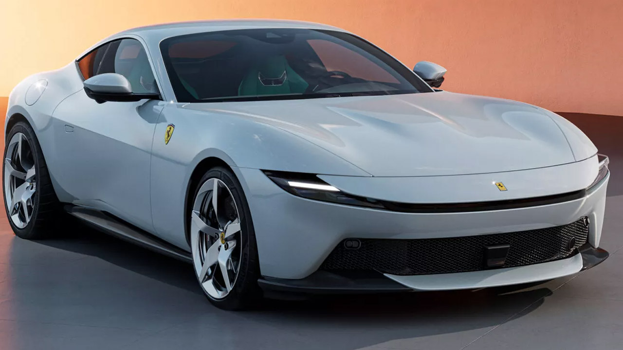 ferrari duslerinizi susleyecek yeni arabasi amalfiyi tanitti 0 HC7SOkFq
