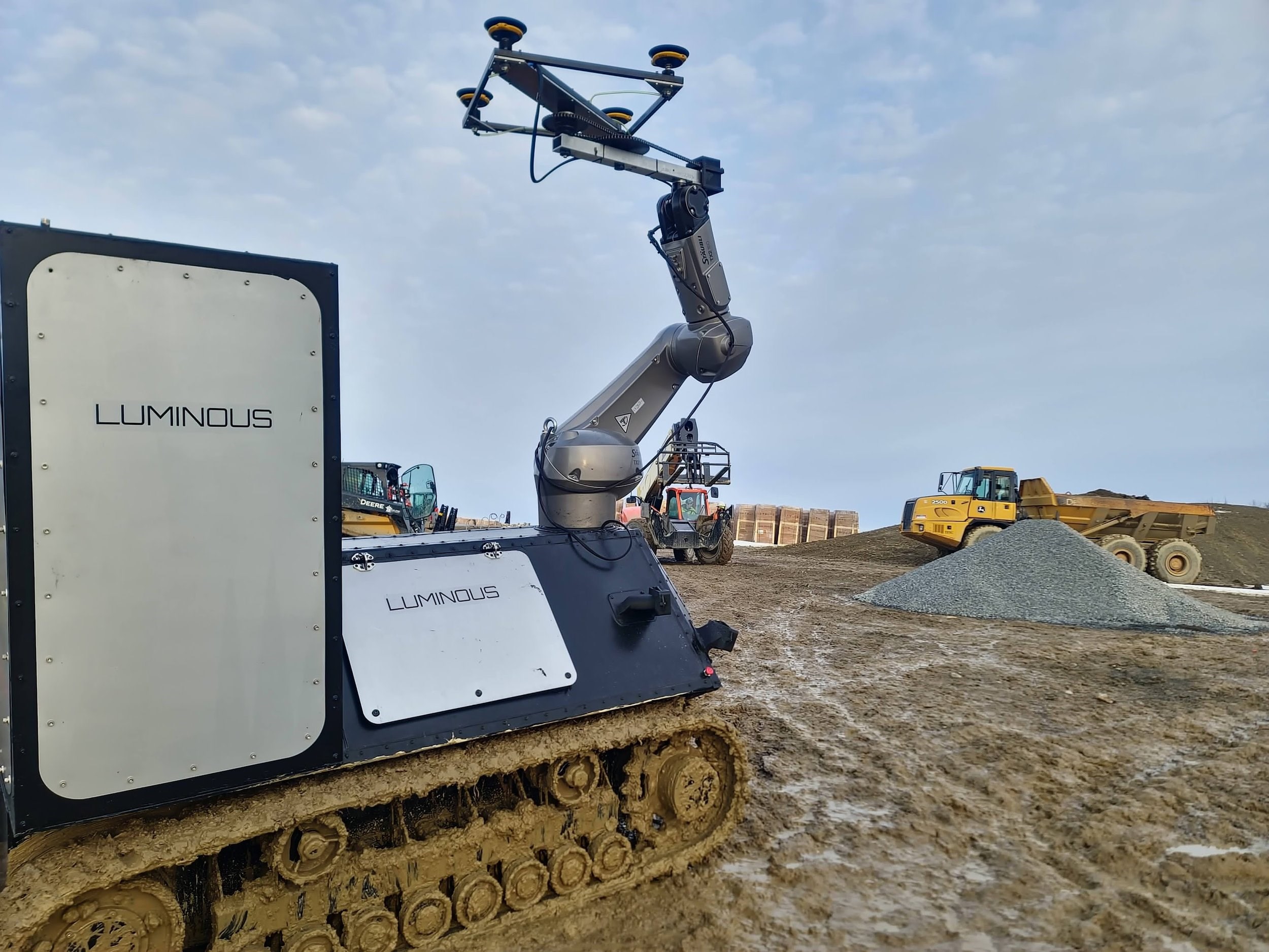 Güneş paneli kurulumunu 10 kat daha verimli hale getiren robot gunes paneli kurulumunu 10 kat daha verimli hale getiren robot 0 Gb2C7h9J