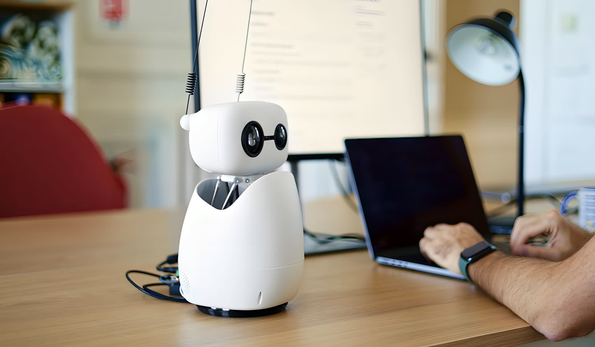 Hem ucuz hem sempatik: Açık kaynaklı masaüstü robot Reachy Küçük hem ucuz hem sempatik acik kaynakli masaustu robot reachy kucuk 0 6NPVLOJZ