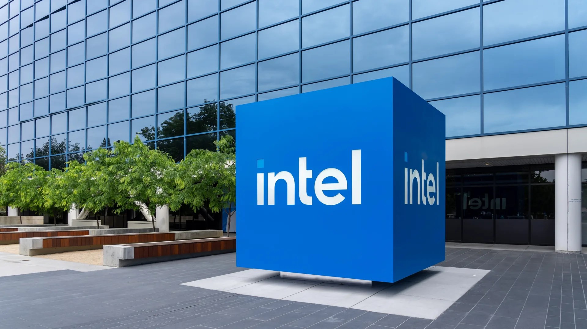 Intel’in temelleri sarsılıyor: 24 bin çalışan işten çıkarılacak intelin temelleri sarsiliyor 24 bin calisan isten cikarilacak 0 vwEidRme