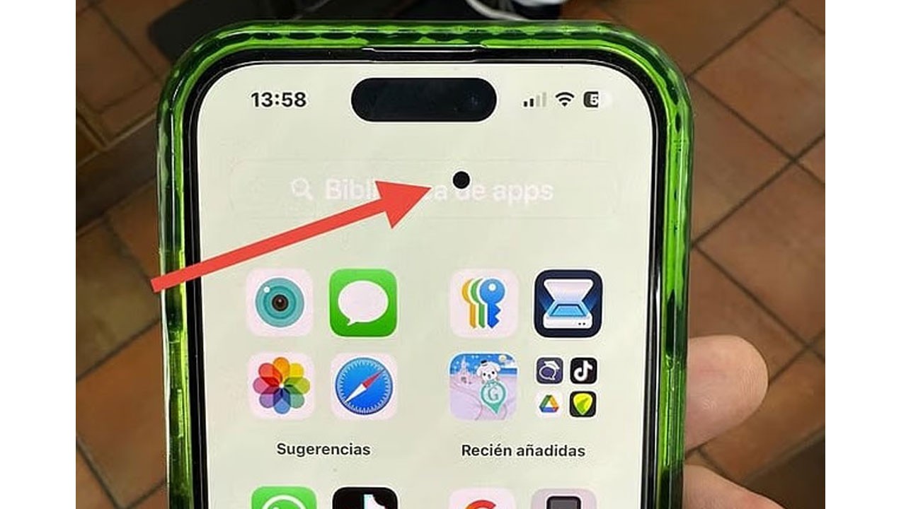 iPhone'ların yeni belası: Ekranda beliren "Siyah Mevt Noktası" nedir? iphonelarin yeni belasi ekranda beliren siyah mevt noktasi nedir 0