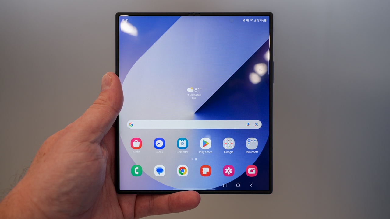 katlanabilir samsung modelleri buyuk ilgi gordu 0 RZVKKCbG