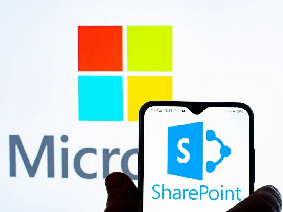 Microsoft SharePoint'teki tehlikeli güvenlik açığı, binlerce kuruluşu amaç alıyor microsoft sharepointteki tehlikeli guvenlik acigi binlerce kurulusu amac aliyor 0 62SvyUmu
