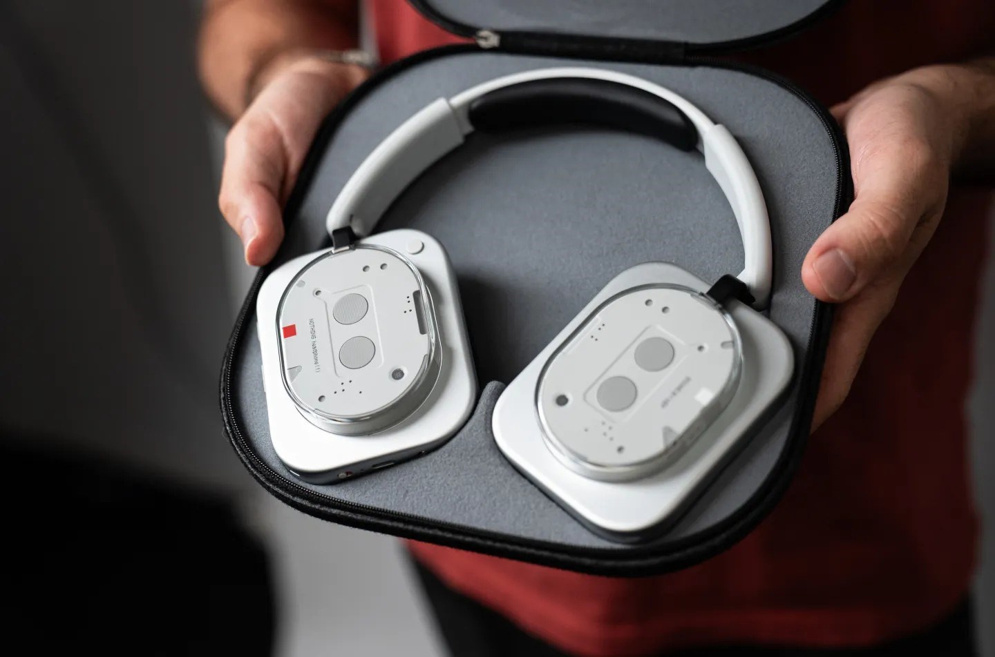Nothing, birinci kulak üstü kulaklığı Headphone (1)'i tanıttı nothing birinci kulak ustu kulakligi headphone 1i tanitti 0 RffrmAAG