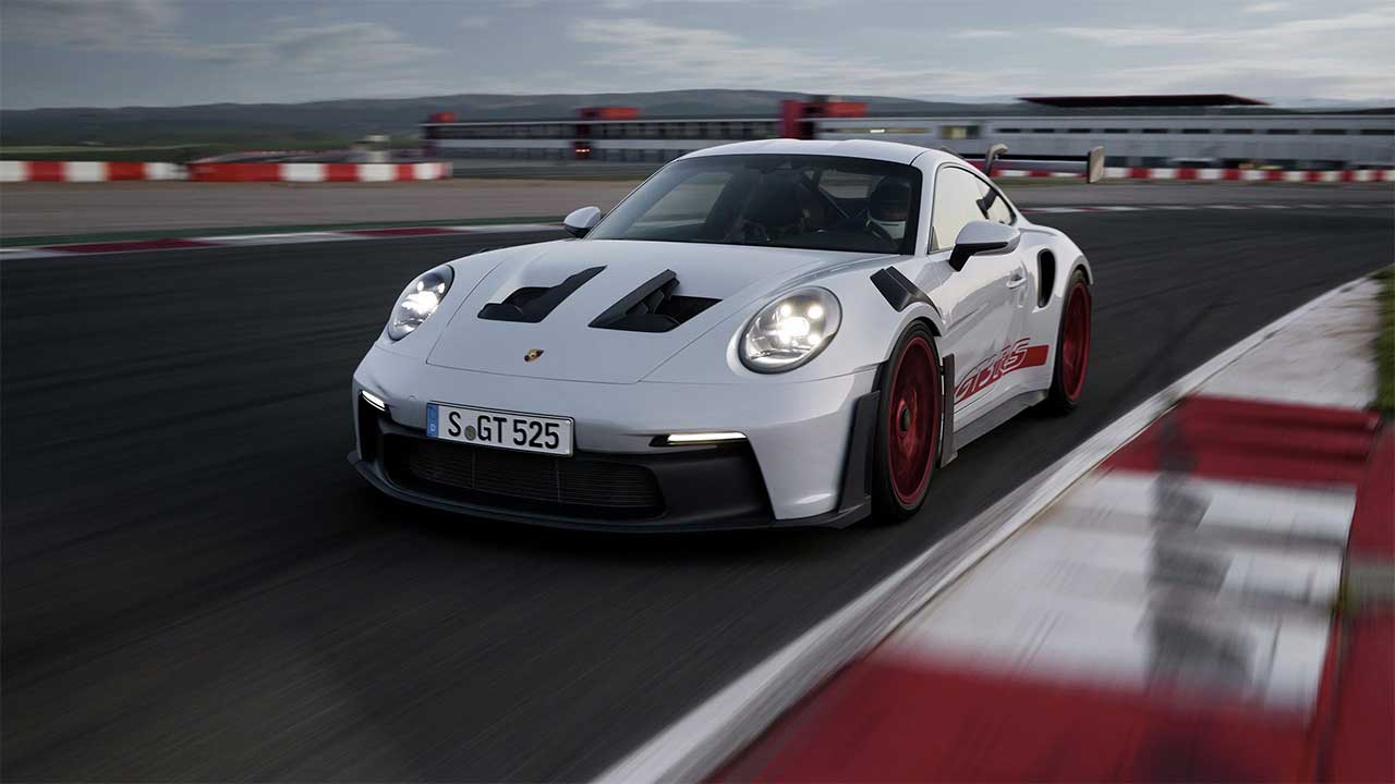 porsche ve peugeotun isim tartismasi porsche unlu modelinin ismini degistirmek zorunda kalmis 3 Pz3lZwOI