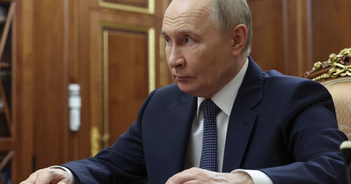 Putin'in yeni silahı: WhatsApp engellenecek, Max uygulamasıyla tüm Ruslar izlenecek putinin yeni silahi whatsapp engellenecek max uygulamasiyla tum ruslar izlenecek 1 OVTiD2UN