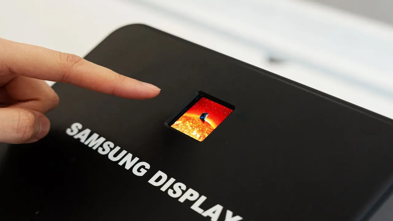 Samsung katlanabilir iPhone için üretim çizgisi kuruyor samsung katlanabilir iphone icin uretim cizgisi kuruyor 0 MTNa4zTM