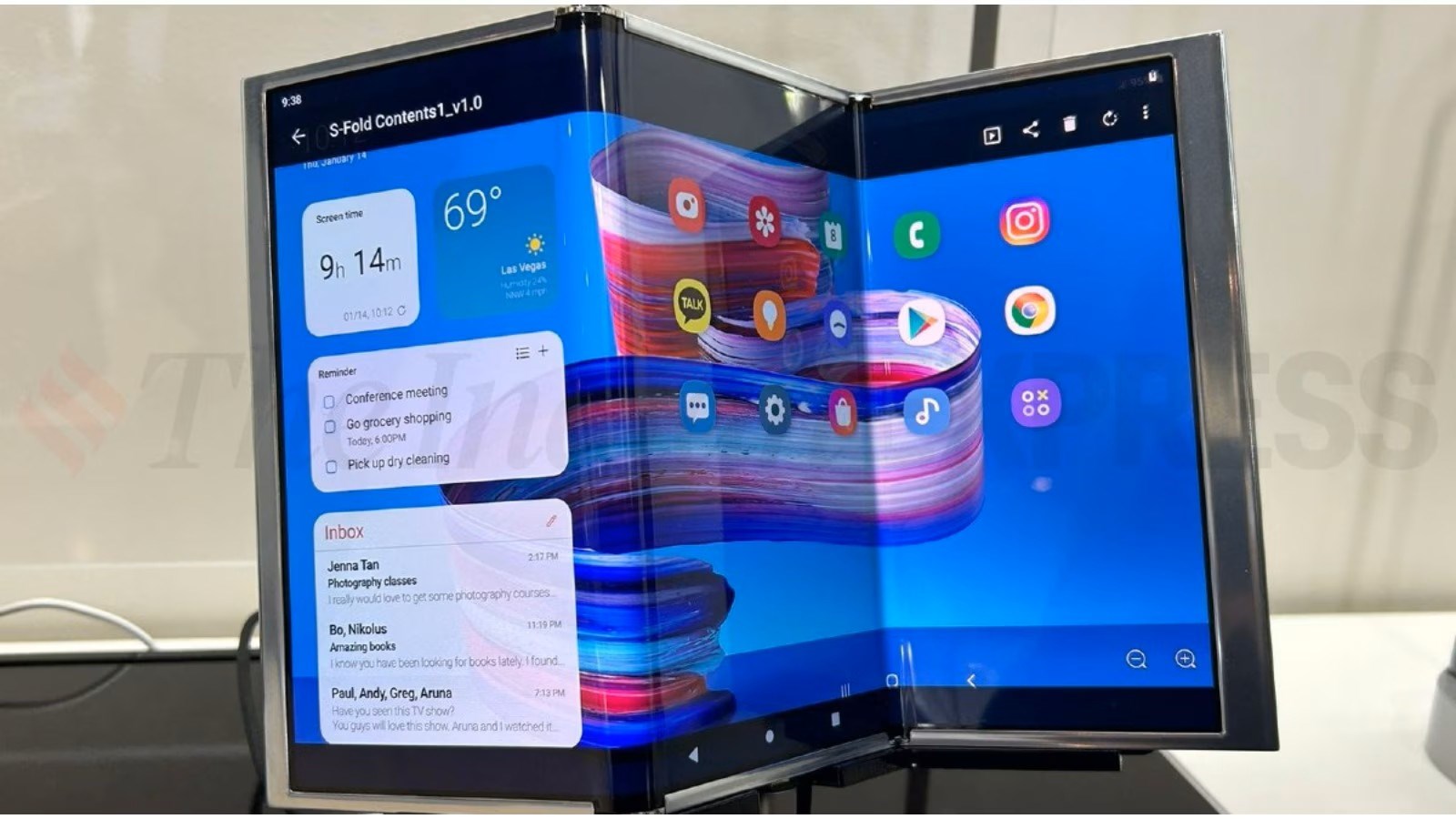 samsungun yakinda cikacak uce katlanir telefonu galaxy z trifold olarak isimlendirilebilir 0 gCd7Qfz7