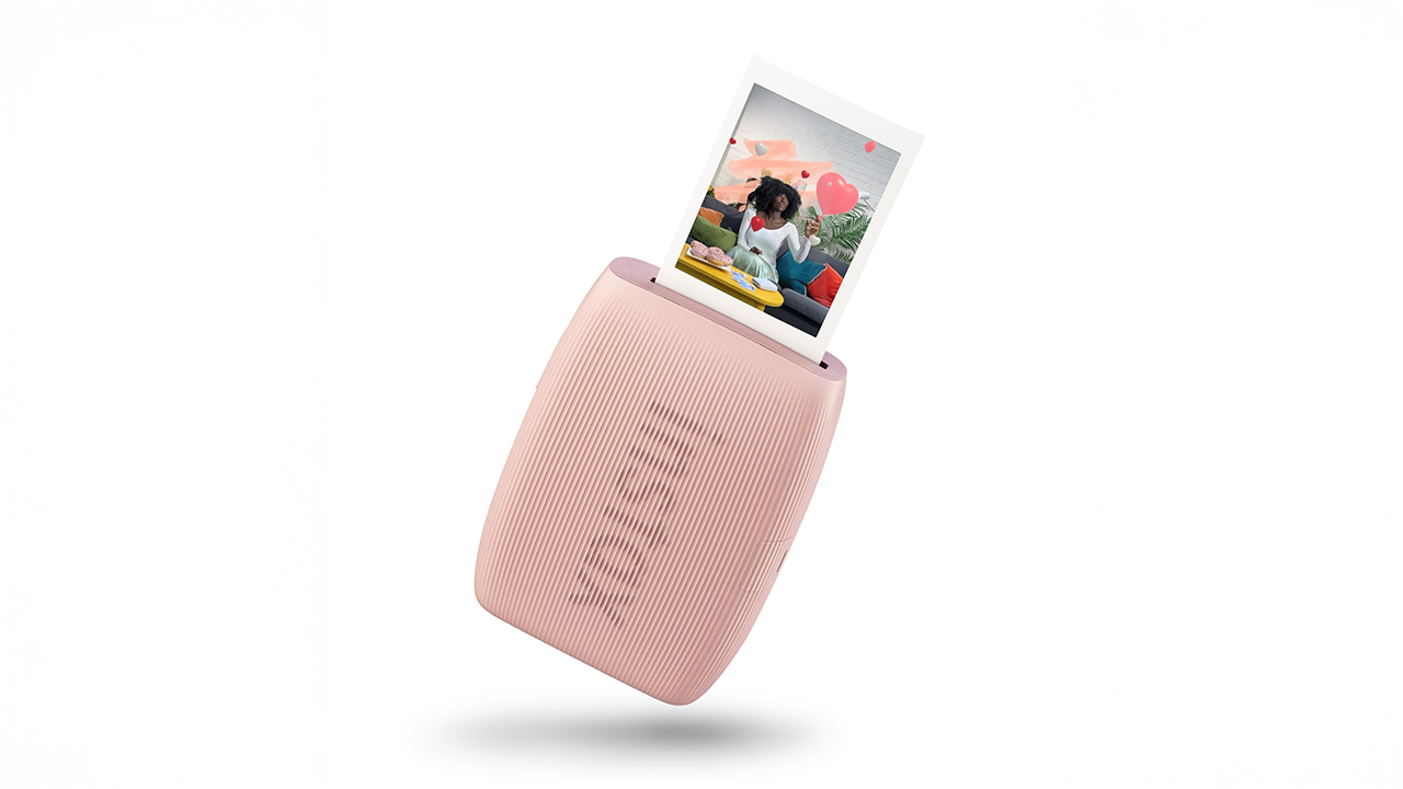 tatile seyahate ya da kampa gideceklerin amazon prime day indirimlerinde kacirmamasi gereken teknolojik eserler