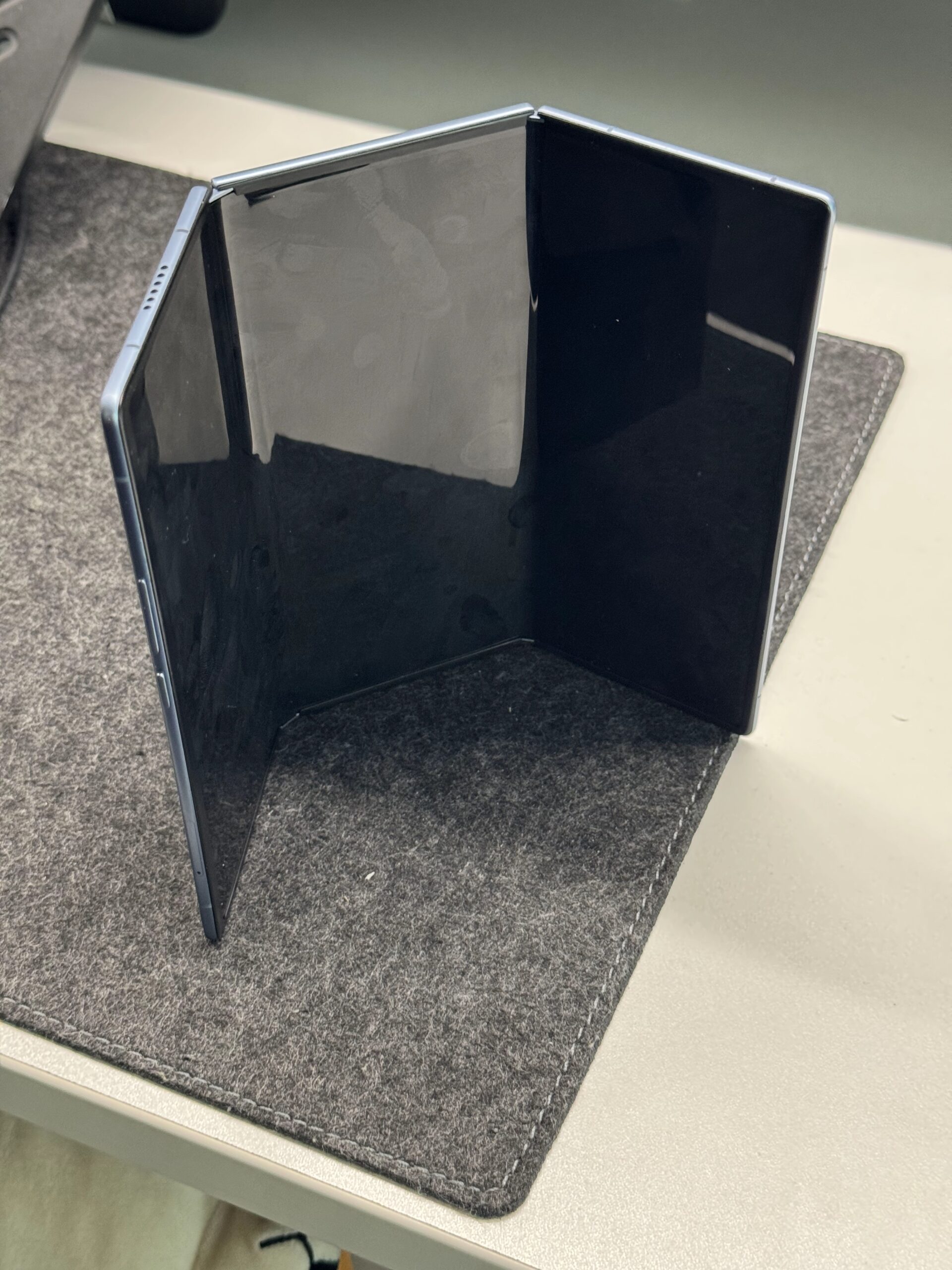 TECNO’dan üçe katlanan PHANTOM Ultimate G Fold tecnodan uce katlanan phantom ultimate g fold 0 EEAMA2dk