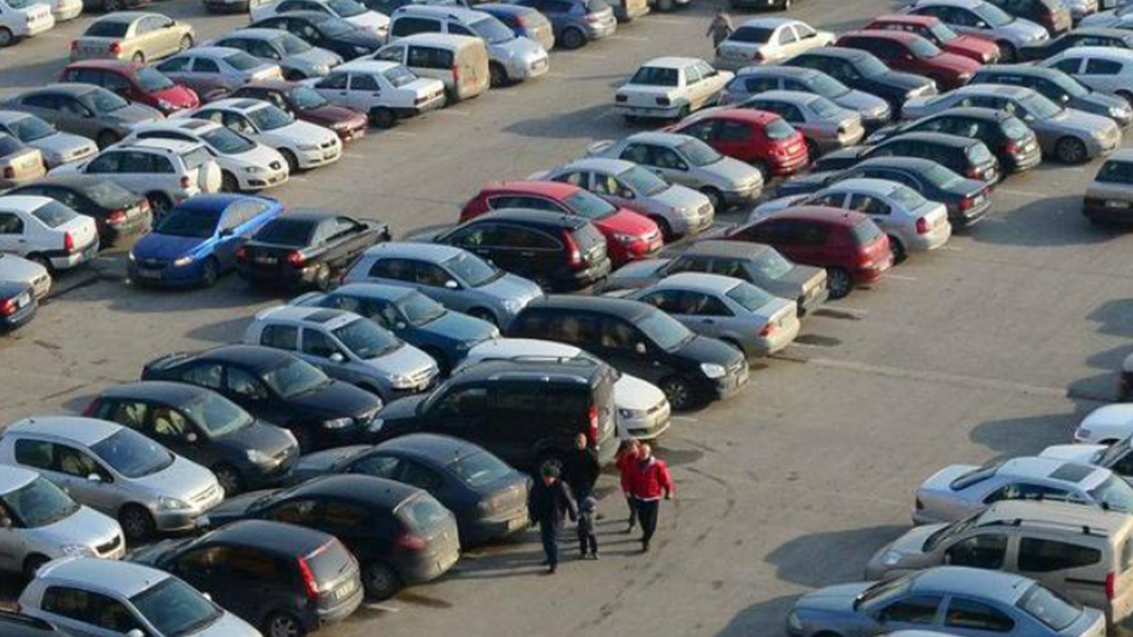 trafikten men edilip otoparkta bekleyen araclarla ilgili yeni karar 6 ay icinde alinmazsa satilacak L3QfirVU