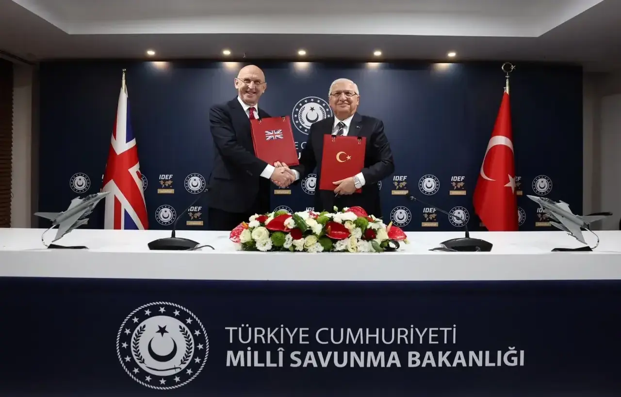 Türkiye ile İngiltere ortasında Eurofighter Typhoon mutabakatı yapıldı turkiye ile ingiltere ortasinda eurofighter typhoon mutabakati yapildi 0 w8ABabZL