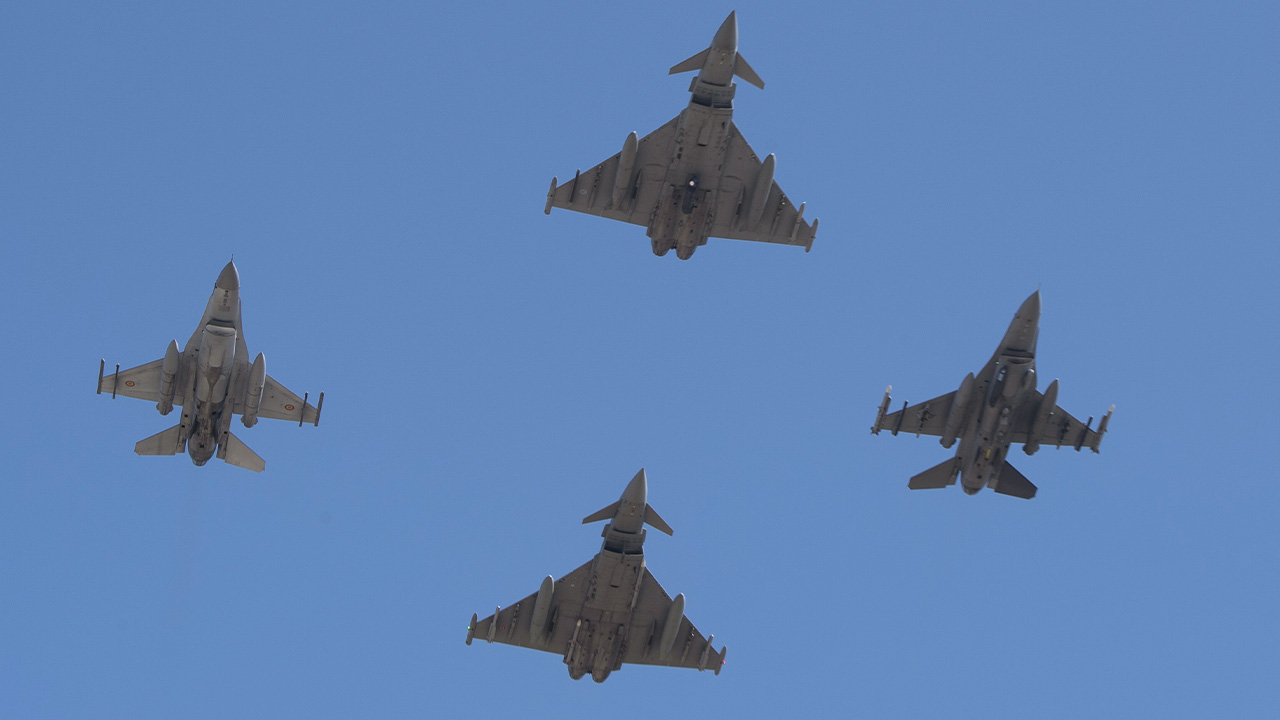 turkiyenin satin alacagi aciklanan eurofighter typhoon tum ozellikleri ve f 16 ile farklari gokyuzunun en Aw2LMhUc