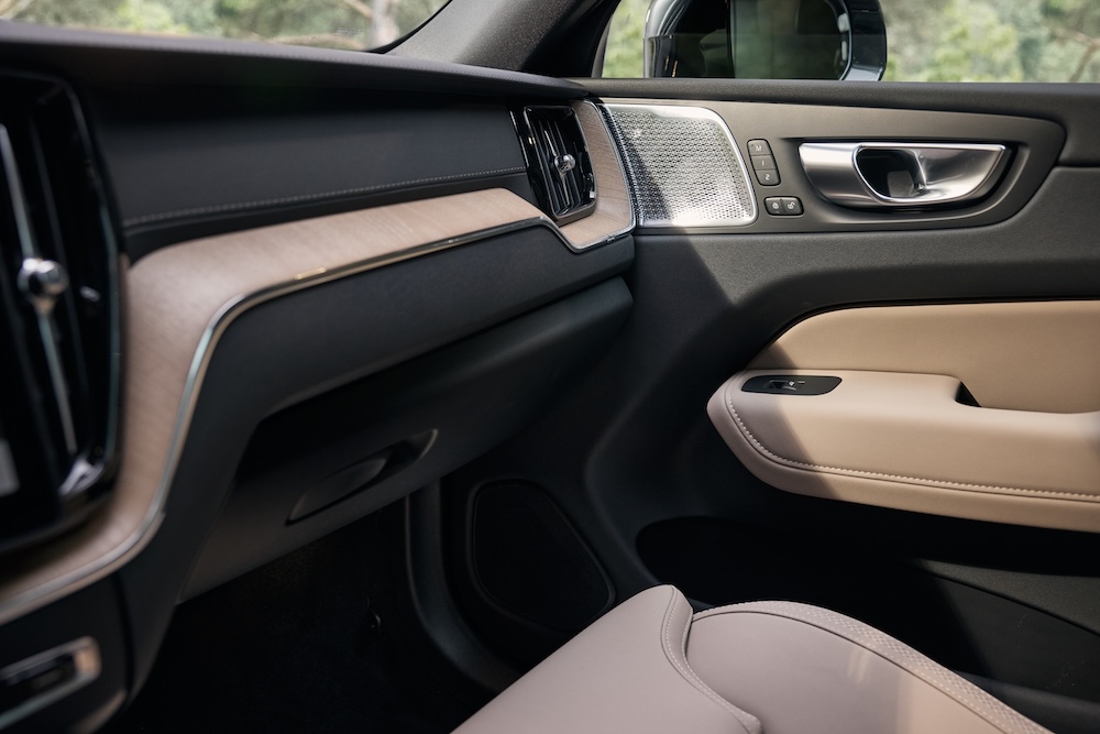 volvo xc60 yenilendi 42 lmNUIpVy