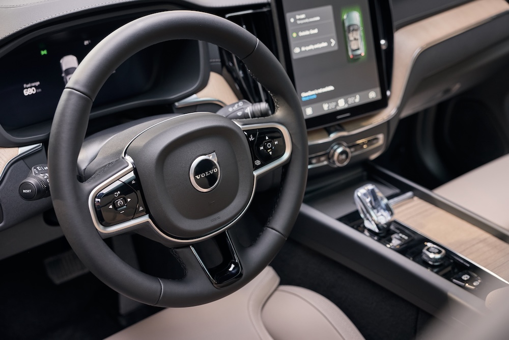 volvo xc60 yenilendi 46 wMNgF9Md