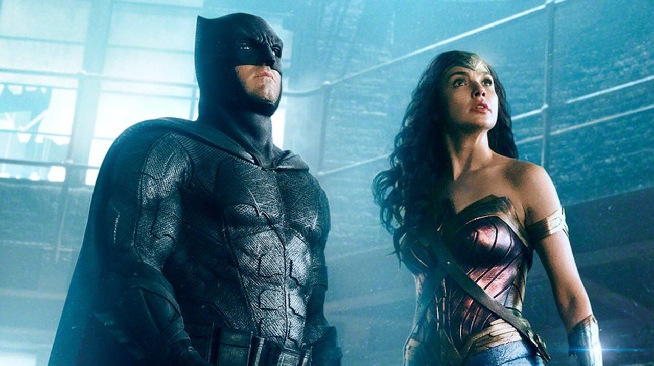 Yeni Batman ve Wonder Woman sinemaları gelecek mi? yeni batman ve wonder woman sinemalari gelecek mi 0 uPndhHzW